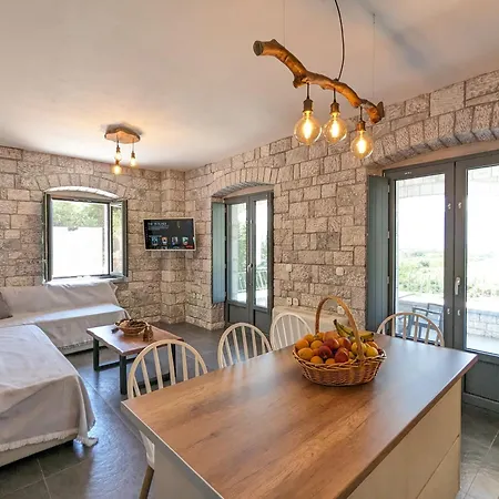 Mad - Kyziridi House شقة ليونِذيو