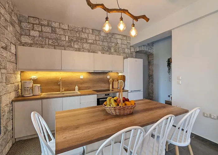 Mad - Kyziridi House *